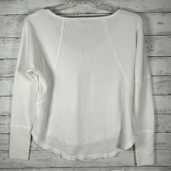 Lucky Boho Waffle Weave Raw Hem Oversized White V- Neck T-shirt Top L - Picture 2 of 6